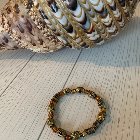 Handmade bracelets with elastic - Picture 4 of 5